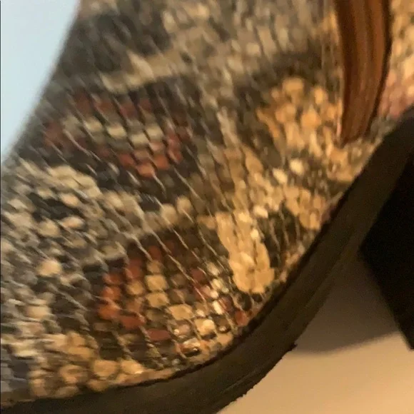 Catherine Malandrino Rocko Snake Multi color boots - Picture 2 of 11